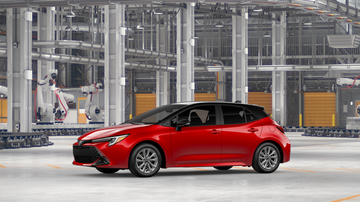 2027 Toyota Corolla Hatchback SE
