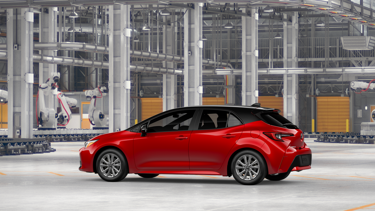 2027 Toyota Corolla Hatchback SE